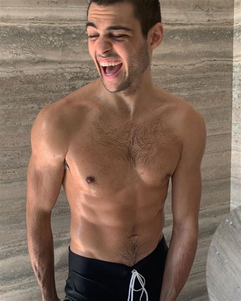 noah centineo nudes|Noah Centineo